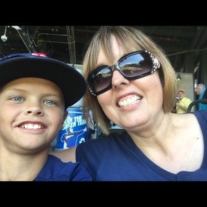 Meet your Posher, Janelle